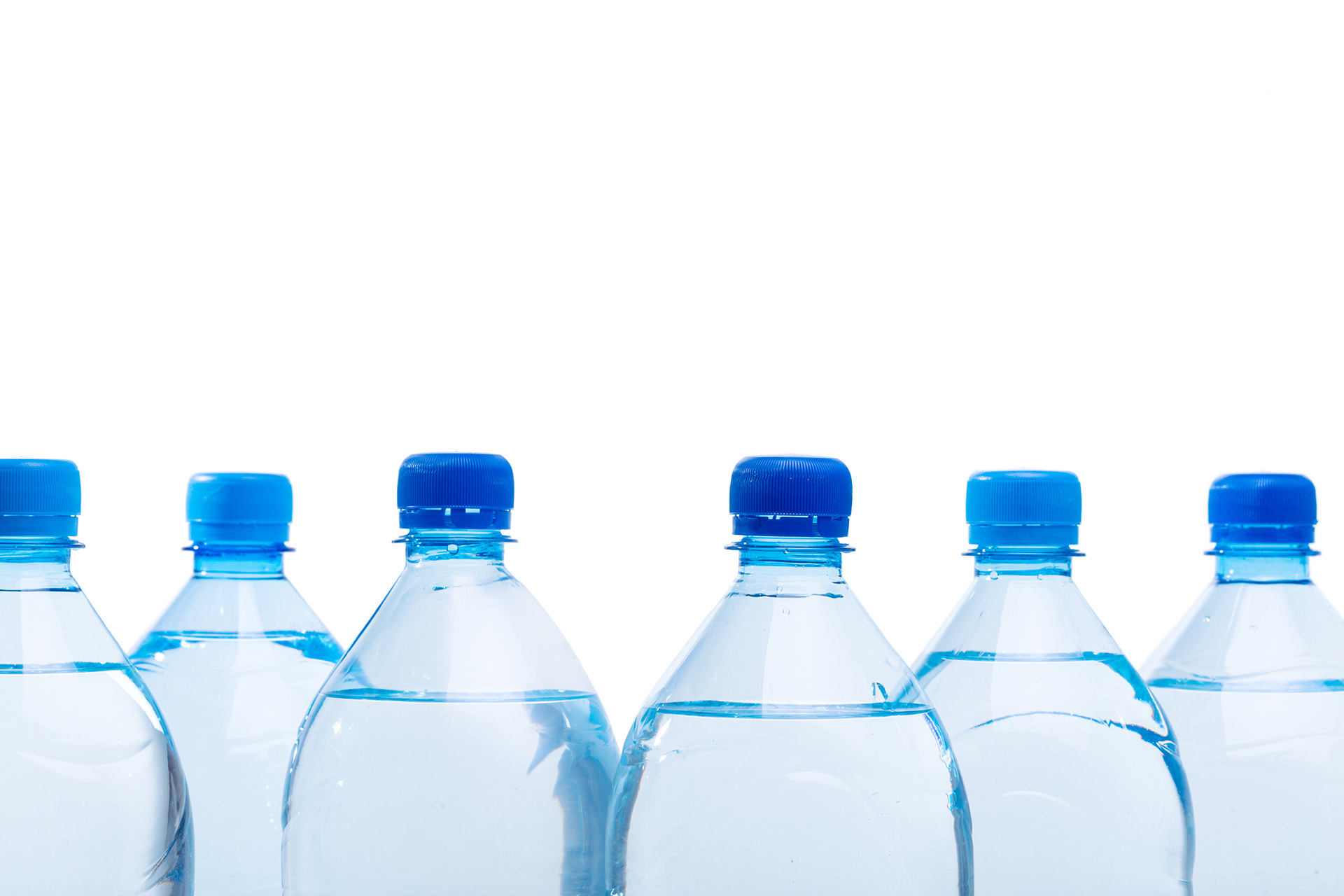 como afecta el sabor del plástico a las bebidas